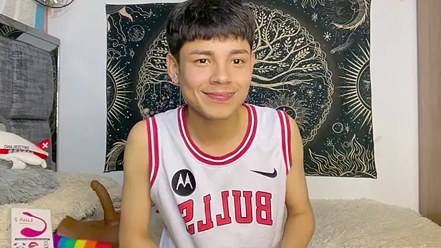 Andy_Belier23's Webcam Show