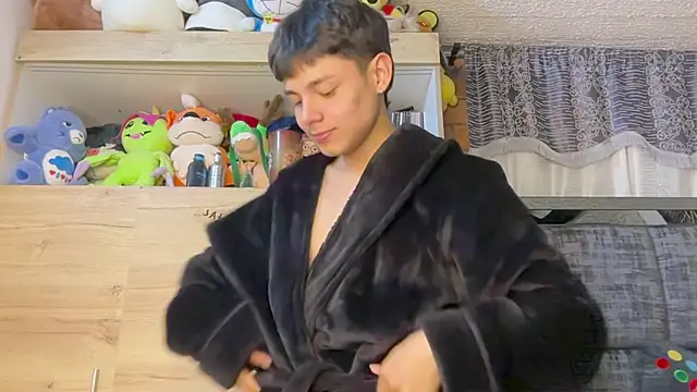 Andy_Belier23 在線直播表演