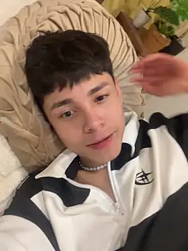 Andy_Belier23 网络视讯表演