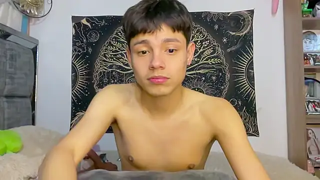 הופעת וובקאם של Andy_Belier23
