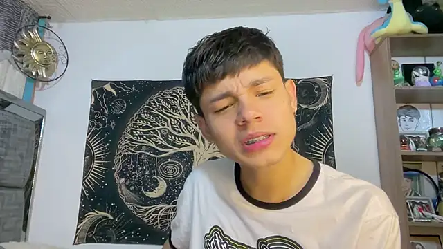 Andy_Belier23 Pertunjukan Webcam