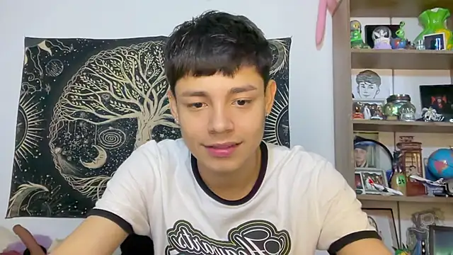 Andy_Belier23 Show in webcam
