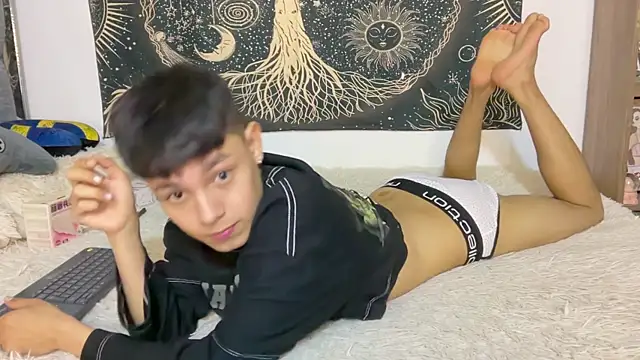 Andy_Belier23 Adlı Modelin Web Kamerası Şovu