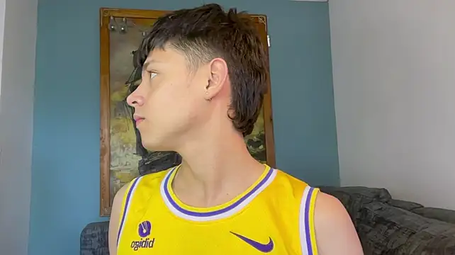 Andy_Belier23 在線直播表演