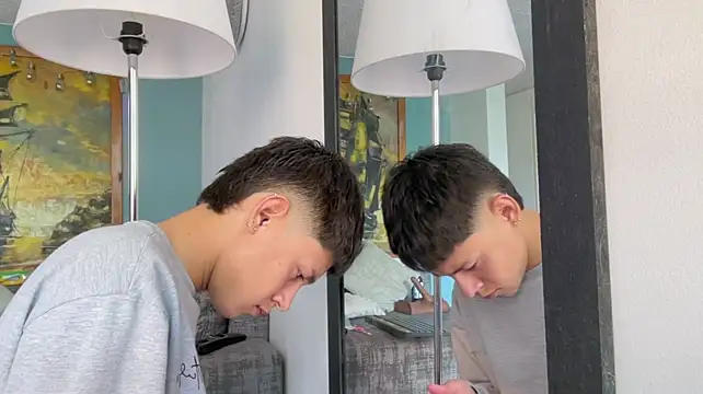 הופעת וובקאם של Andy_Belier23