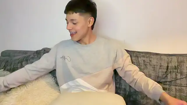 Andy_Belier23 webkamerás műsora