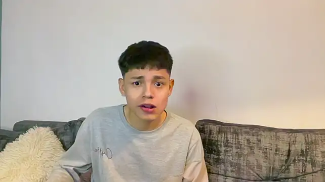 Andy_Belier23 在線直播表演