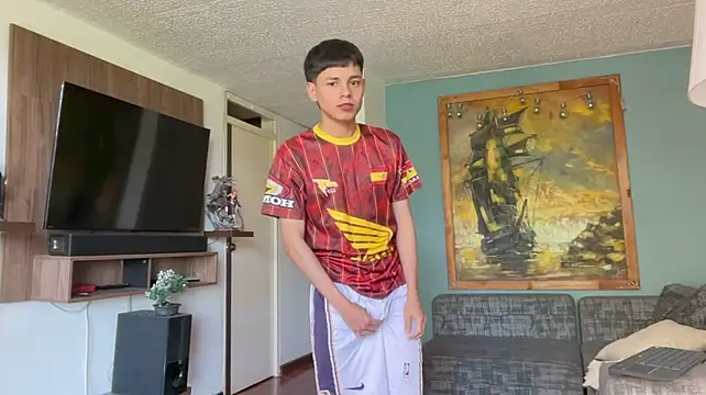Andy_Belier23 Adlı Modelin Web Kamerası Şovu
