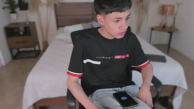 Andy_Belier23 网络视讯表演