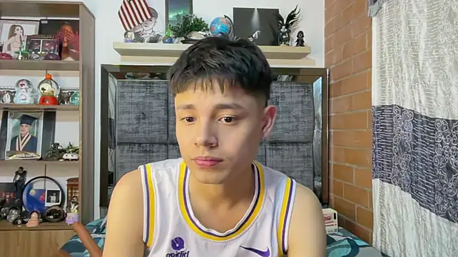 Andy_Belier23 Pertunjukan Webcam