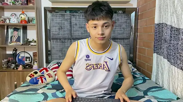 Andy_Belier23 在線直播表演