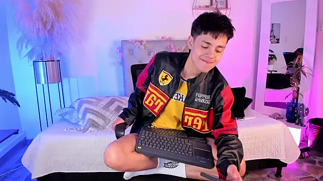 Andy_Belier23 Pertunjukan Webcam