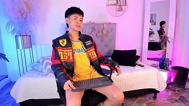 Pertunjukan Kamera Web Andy_Belier23