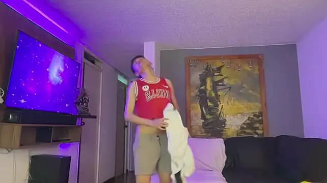 Pokazy przed kamerką – Andy_Belier23