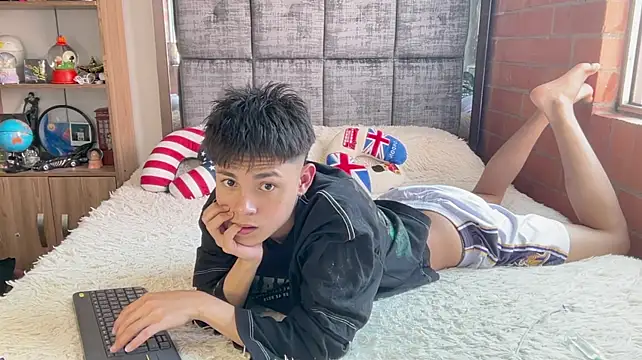 โชว์เว็บแคมของ Andy_Belier23