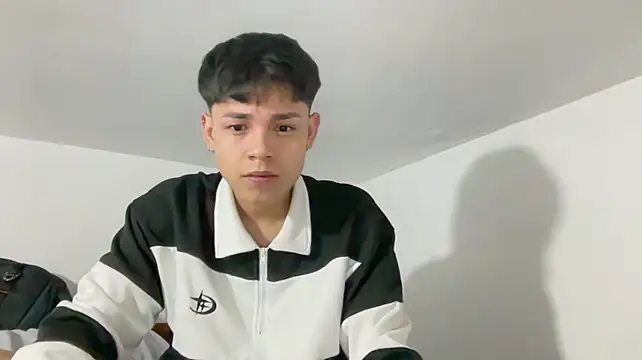 عرض كام Andy_Belier23