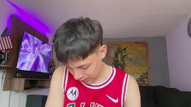 Andy_Belier23: απευθείας συνομιλία ΧΧΧ