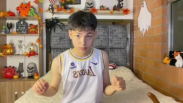 הופעת וובקאם של Andy_Belier23