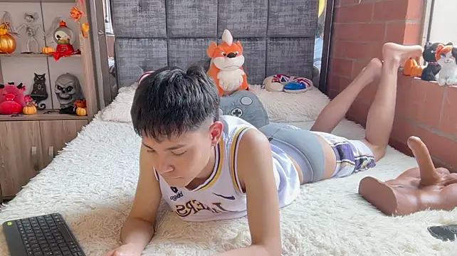 Andy_Belier23 Adlı Modelin Web Kamerası Şovu