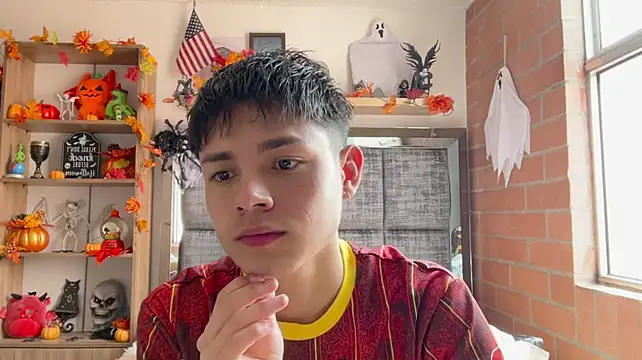 Andy_Belier23 Pertunjukan Webcam