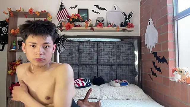 Show modela Andy_Belier23 na web-kameri