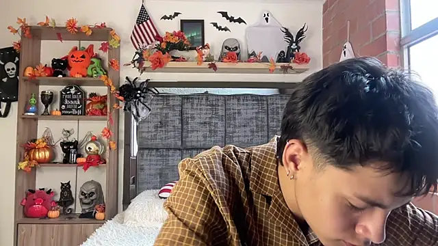 Andy_Belier23 Adlı Modelin Web Kamerası Şovu