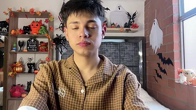 Andy_Belier23 Pertunjukan Webcam
