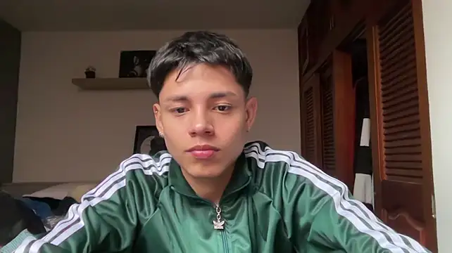 Andy_Belier23 Adlı Modelin Web Kamerası Şovu