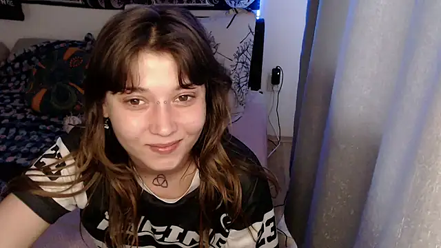 AlienforTwenty Live XXX-Chat