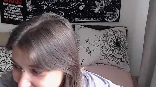 Chat +18 de AlienforTwenty ao vivo