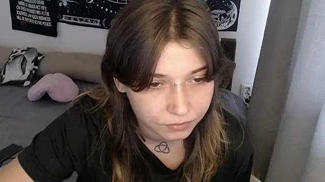 Živý XXX chat AlienforTwenty