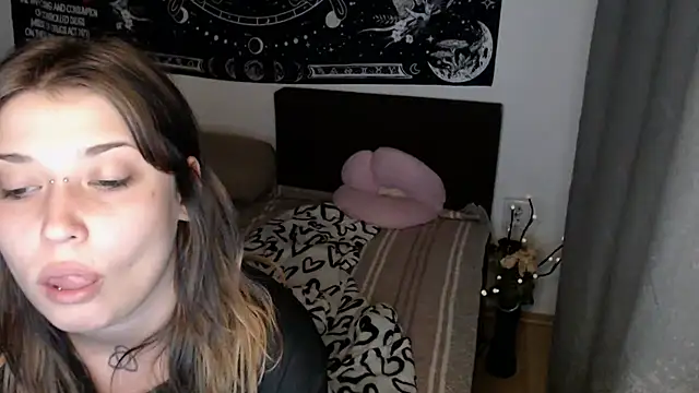 AlienforTwenty – Naživo XXX chat
