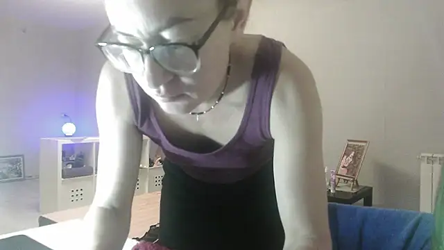 Alice_newhome Adlı Modelin Canlı XXX Sohbeti