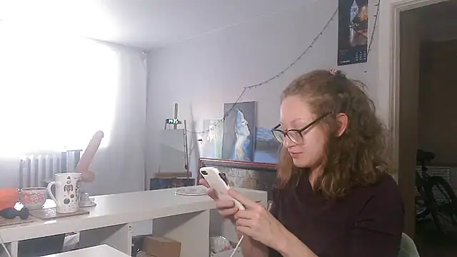 Alice_newhome: απευθείας συνομιλία ΧΧΧ