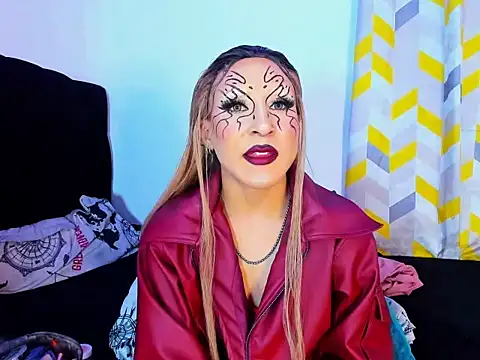 Pokazy przed kamerką – georgiina_giio