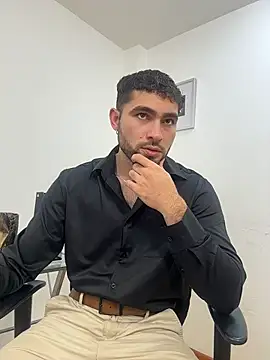 Steve-Carter Show in webcam