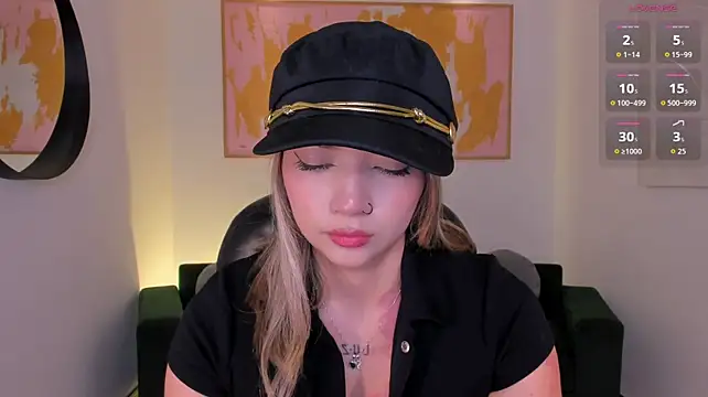 HaleyGreen1 网络视讯表演