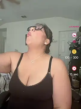 BettyWhispers Webcam show