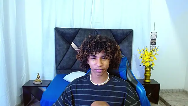 angelll18_ Show Webcam