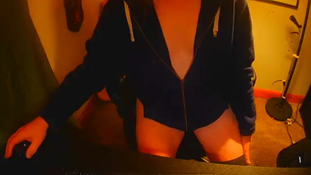 GoodGirlKelly Show in webcam