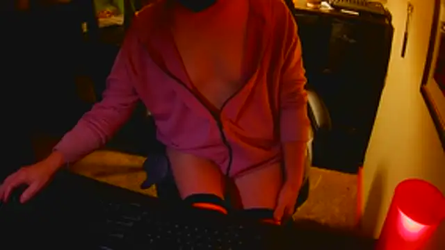 GoodGirlKelly 网络视讯表演