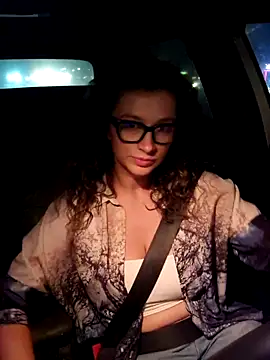 MiraBennet's Webcam Show