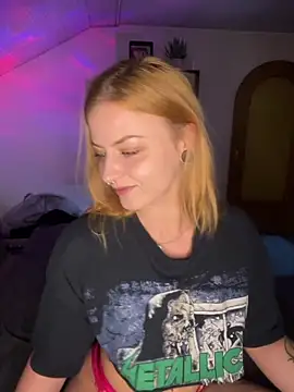 Czat XXX na żywo – CherryyCheeks