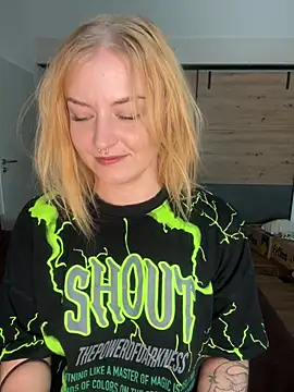 CherryyCheeks Webcam show