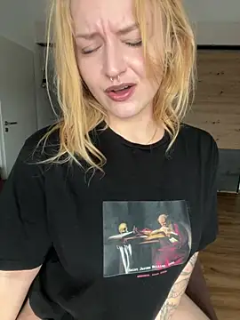 Živý XXX chat CherryyCheeks