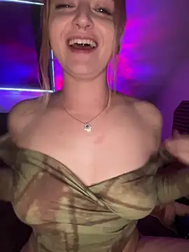 Živý XXX chat CherryyCheeks