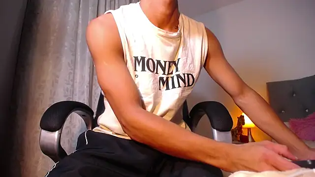 TOMBOYSEXX webcam show