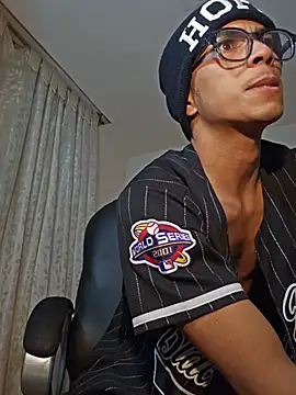 TOMBOYSEXX Adlı Modelin Web Kamerası Şovu