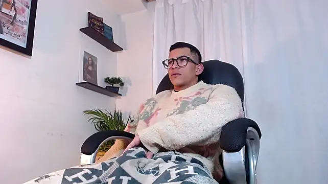 TOMBOYSEXX Adlı Modelin Web Kamerası Şovu