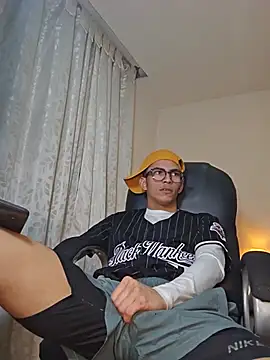 TOMBOYSEXX Webcamshow